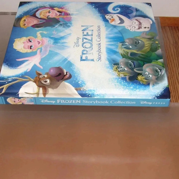 Disney FROZEN Storybook Collection Hardcover book - Picture 3 of 3